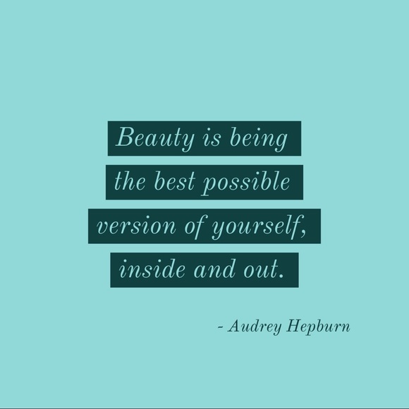 About your posher, Sarah B! - Picture 3 of 8